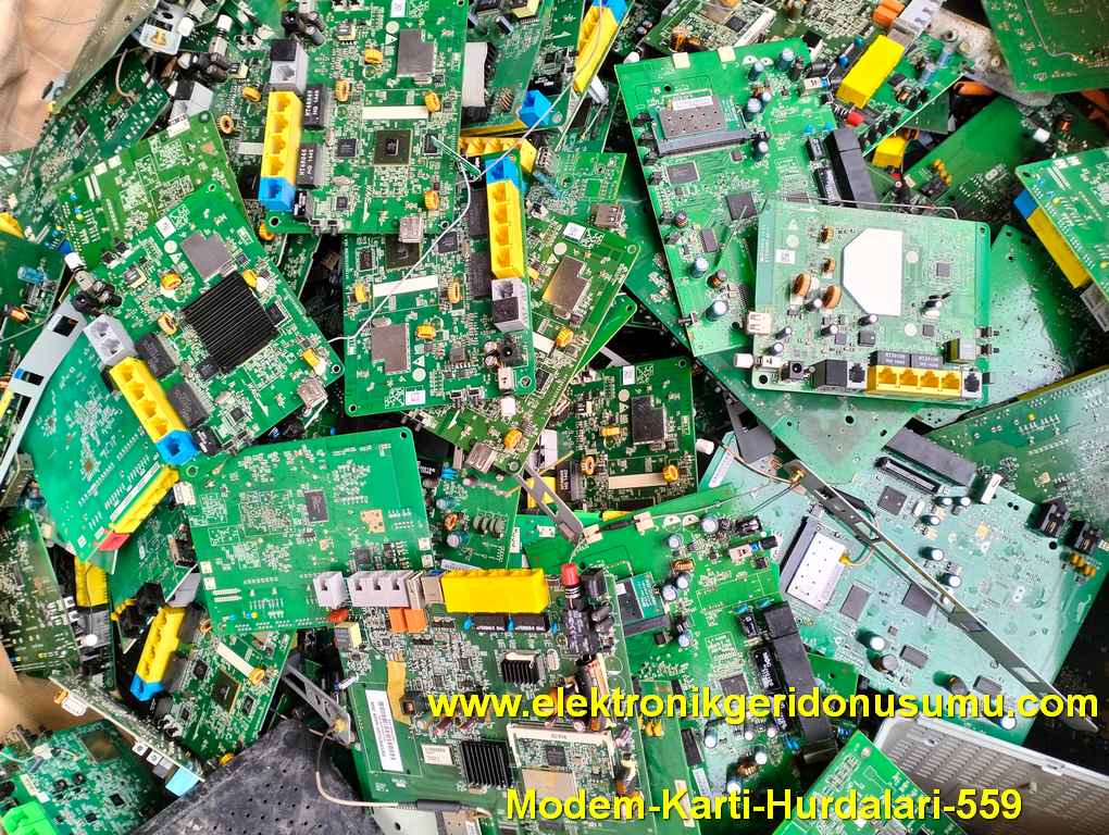 Kablolu ADSL Modem Anakartı Hurdaları